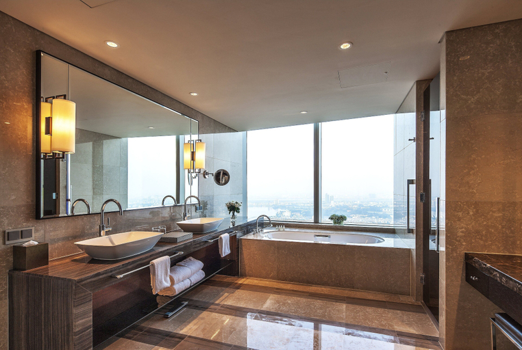 Bathroom 5, Lotte Hotel Hanoi, Ba Đình