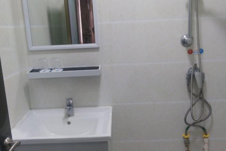 Bathroom, Pingnan Guozhou Hotel, Guigang