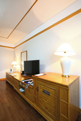 Bedroom 2, Legend Hotel, Yuseong