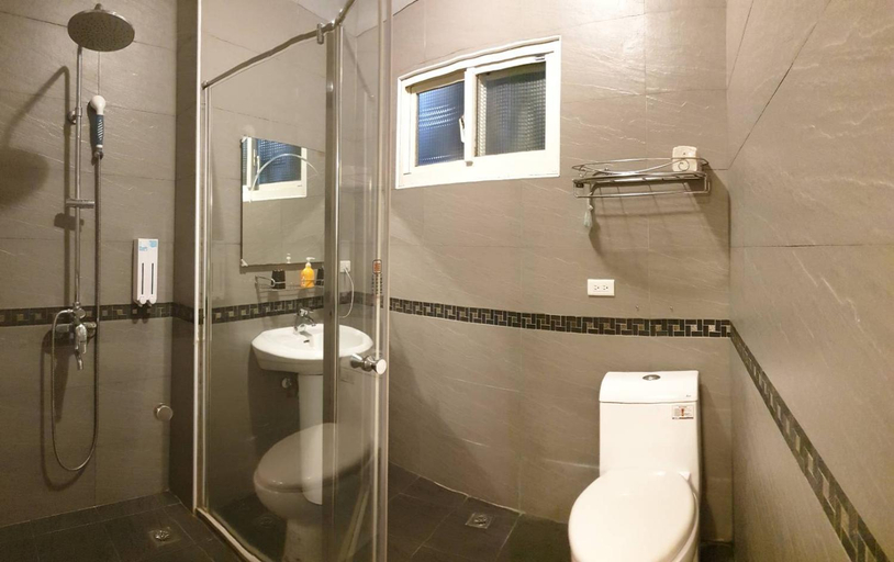 Bathroom 3, Happiness Yes Story B&B, Yilan