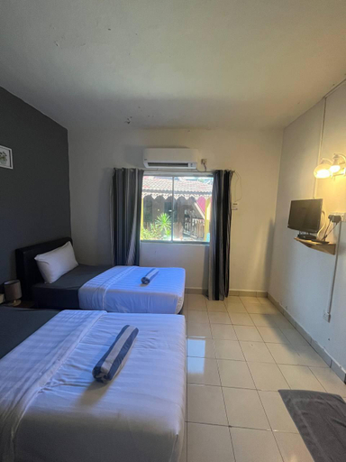 Bedroom 5