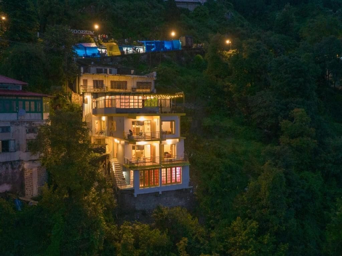 Exterior & Views 1, The Hosteller Mussoorie, Mall Road, Dehradun
