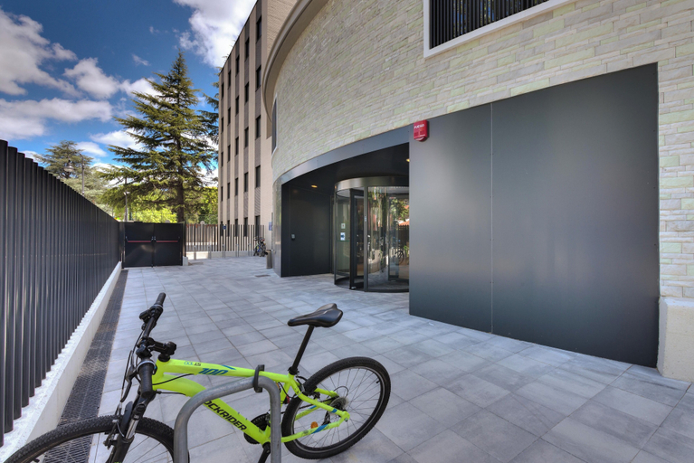 Exterior & Views 2, Livensa Living Pamplona, Navarra