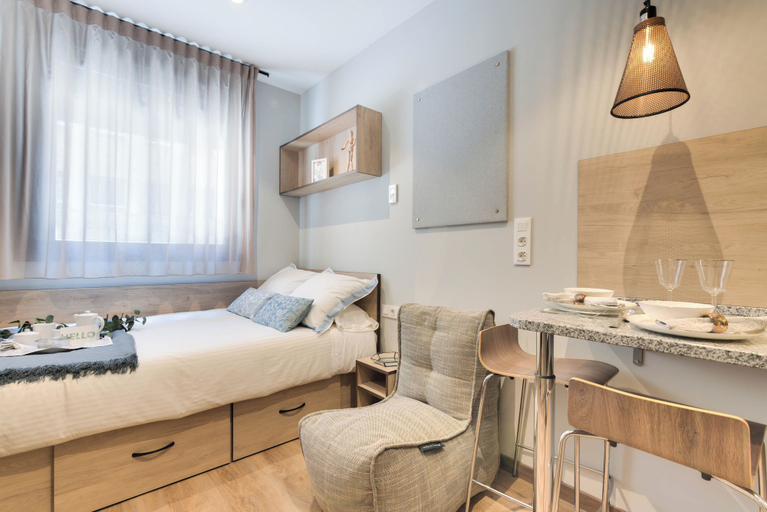 Bedroom 4, Livensa Living Pamplona, Navarra