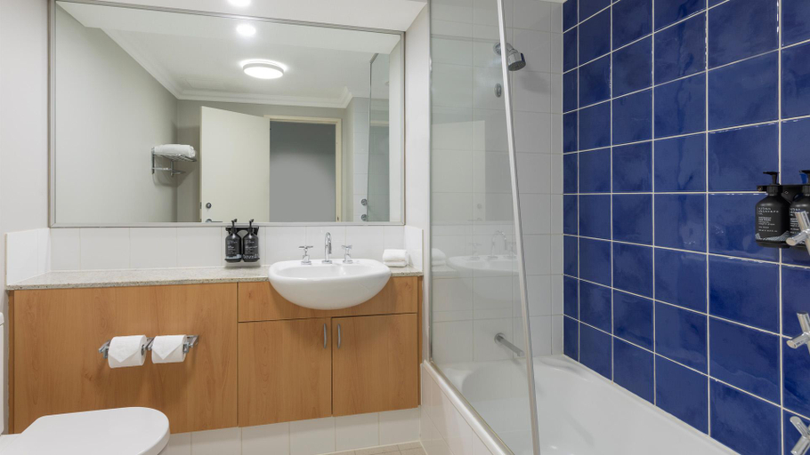Bathroom 29
