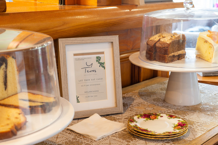 Food & Drinks 5, The Ivy Bush Royal Hotel By Compass Hospitality, Carmarthenshire