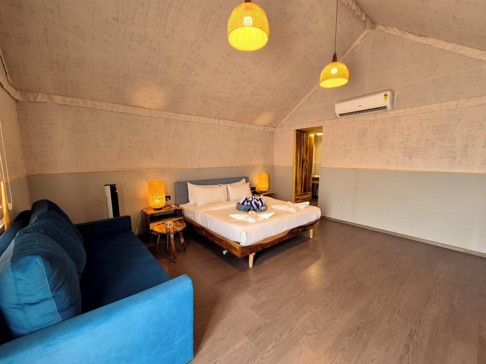 Bedroom 4, Praveg Beach Resort Nagoa Beach Diu, Diu