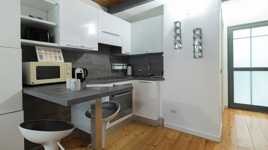 Others 5, Italianway Easy - Spezia 22, Milano