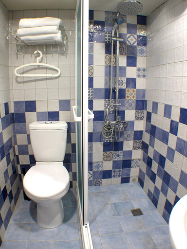 Bathroom 3, Formosa 101 Hostel, Taipei City