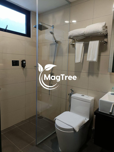 Bathroom 20