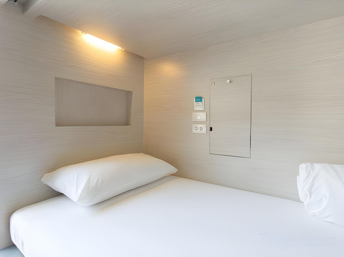 Bedroom 16