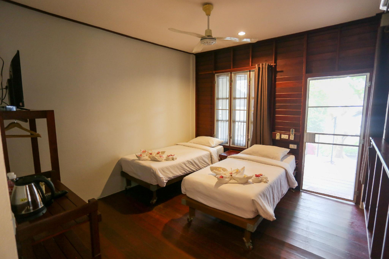 Bedroom 16