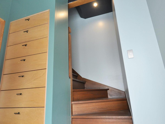 Others 3, SINGAI HOSTELS, Onomichi
