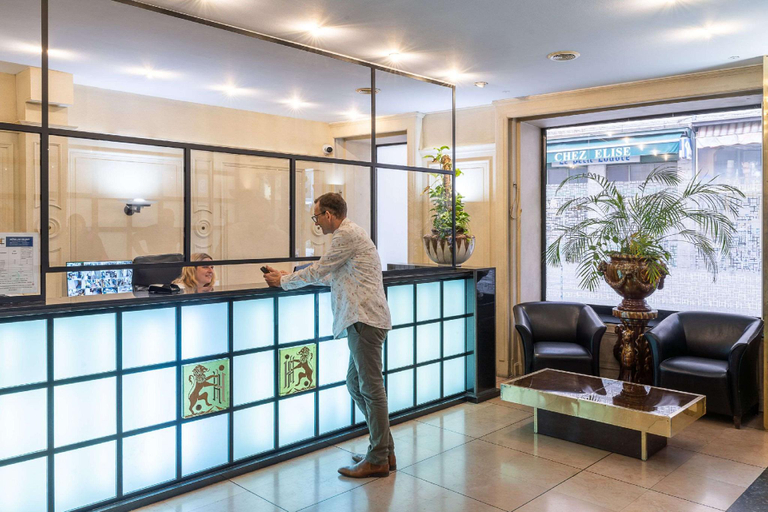 Public Area 3, Hotel Du Helder, Rhône
