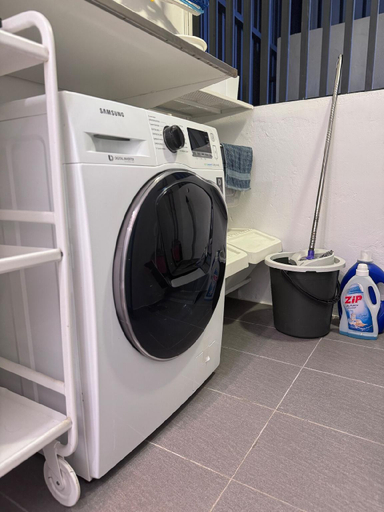 Bathroom 5, EMPORIUM,DELOFT@KUCHING(2R,3Beds,1Bath,4Pax), Kuching