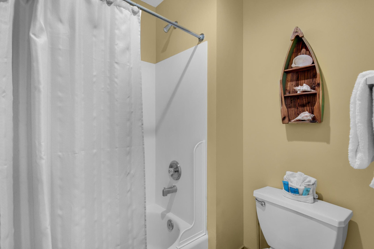 Bathroom, Leeward Key 1202, Walton