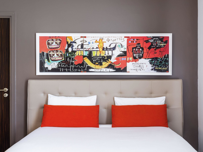 Bedroom 14
