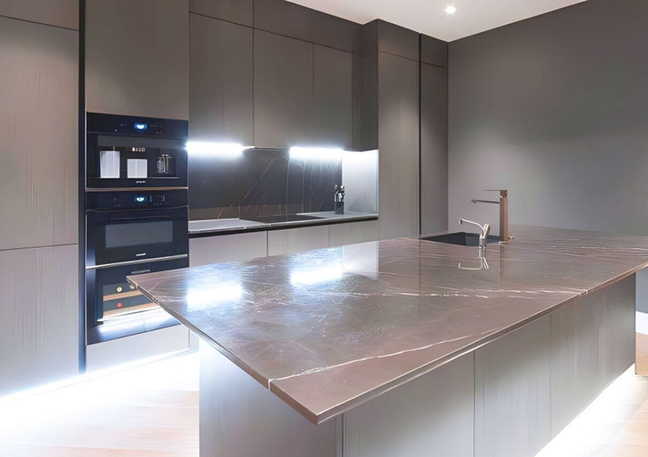 Others 4, Soho Living 2-Bedroom Apartment in Soho, London
