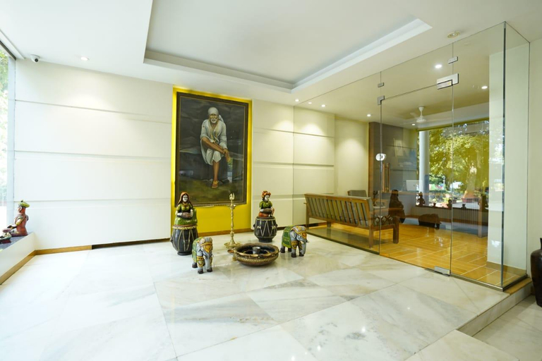 Public Area, Hotel Hrushikesh, Ahmadnagar