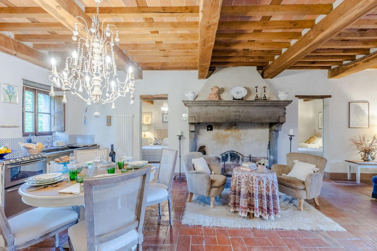 Room 5, Casa Cassettari Apartment With Garden, Lucca