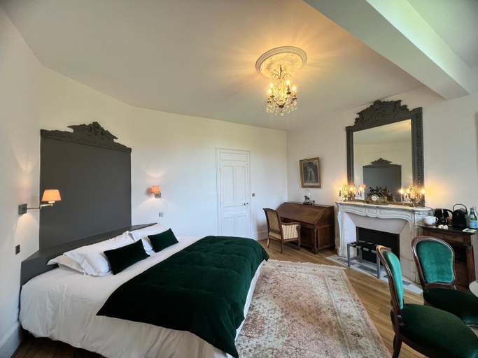 Bedroom 2, Château du Rondon, Loiret