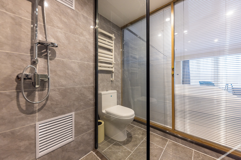 Bathroom 3, Lanting Hotel (Lanzhou New District University Town), Lanzhou