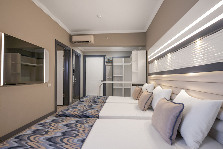 Bedroom 4, Blue Marlin Deluxe Spa & Resort - All Inclusive, Alanya