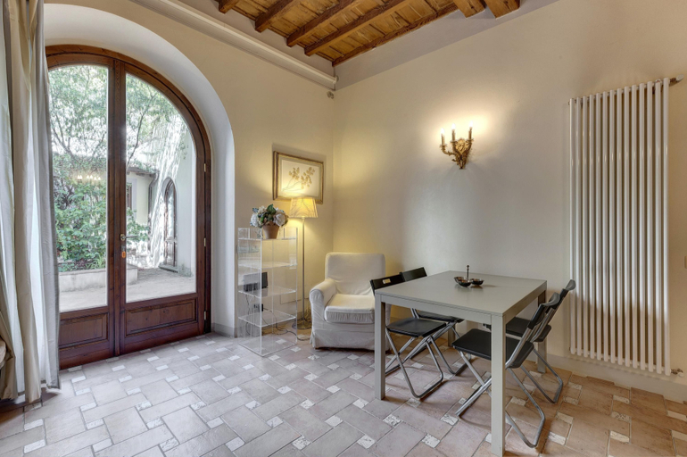 Room 5, Campuccio 42 in Firenze, Florence