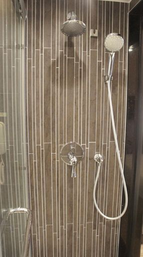 Bathroom 11