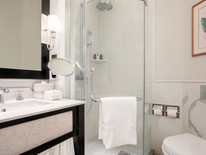 Bathroom 6