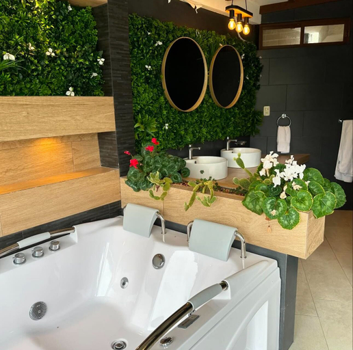 Bathroom 3, Hosteria & Spa Surillal, Salcedo