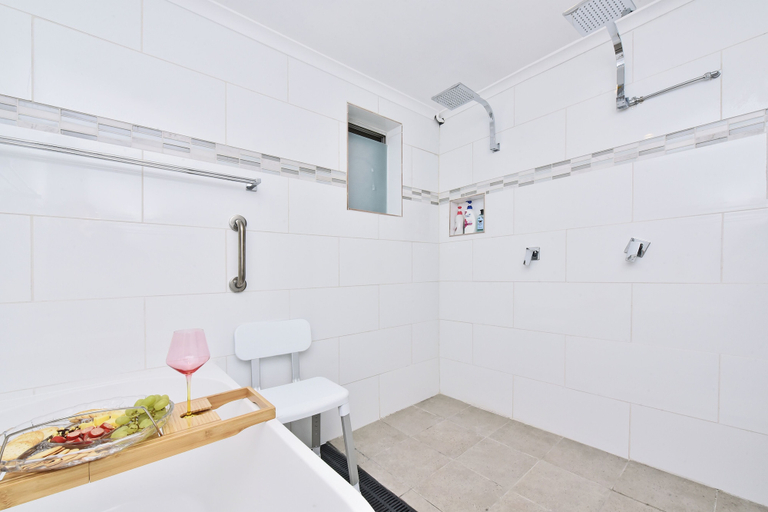 Bathroom 4, Coal d' Vine Chillout - Cessnock NSW, Cessnock