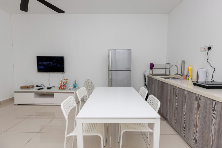 Others 4, Mansion One, by BAYAN, Penang Island