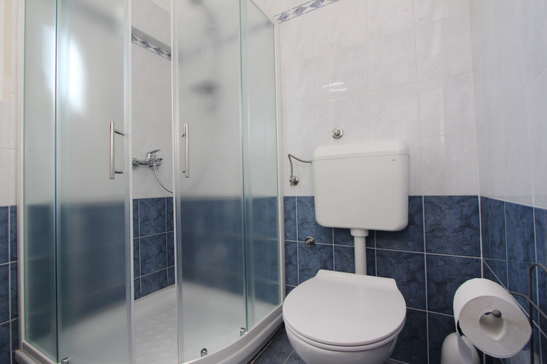 Bathroom 3, Apartments and Rooms Dino, Rovinj