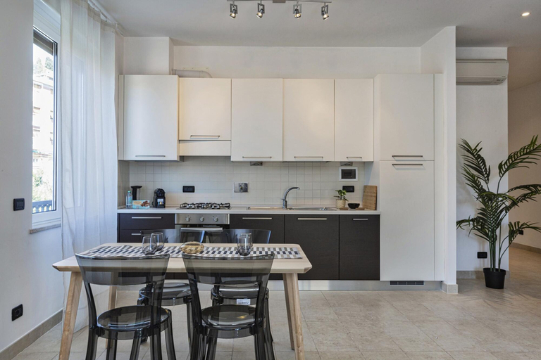 Room 2, Shelley Apartments - Tree by Wonderful Italy, Genova