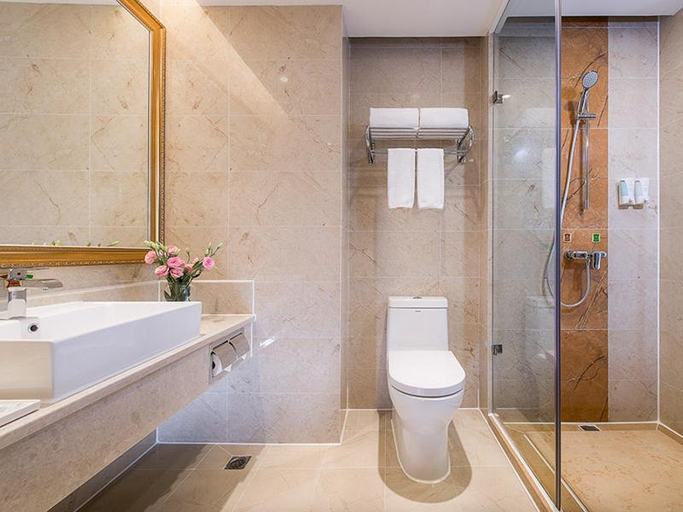 Bathroom 4, Vienna International Hotel Shenzhen Qianhai Happy Bay, Shenzhen