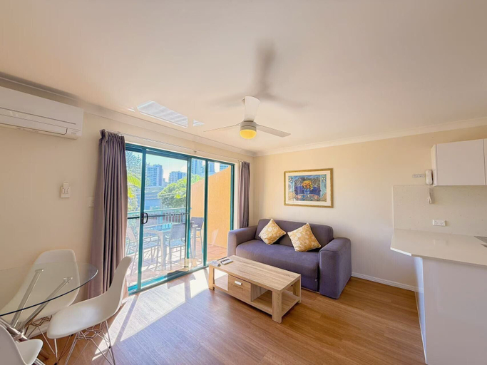 Bedroom 3, Karana Palms Resort, Gold Coast