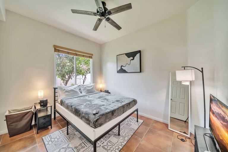 Bedroom 2, Spacious Golf Course Retreat - w/ Modern Kitchen, San Bernardino