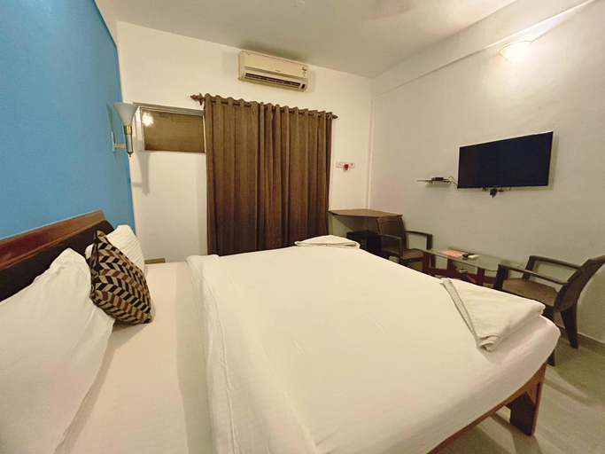 Bedroom 3, Hotel Grand Image Inn, North Goa