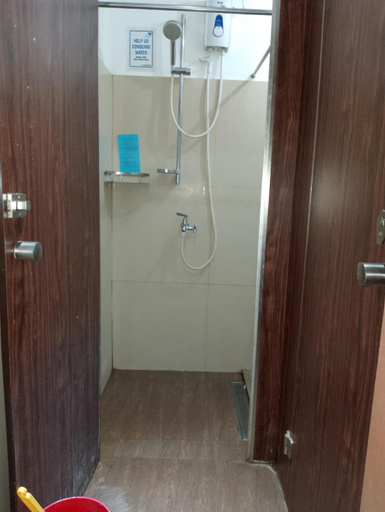 Bathroom 4