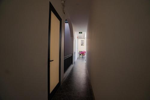 Others 2, Nemo Homestay, Huế