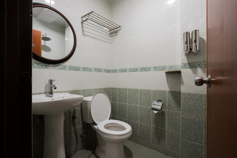 Bathroom 3, Nunuk Ragang Hotel, Kota Kinabalu