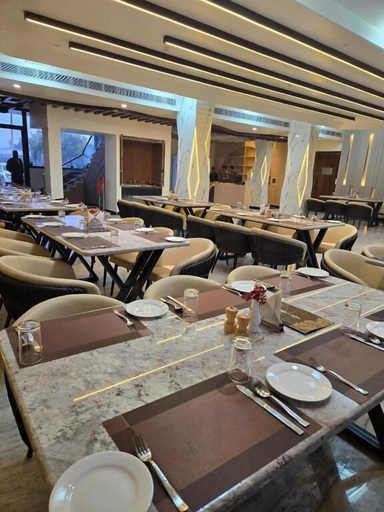 Food & Drinks 4, Hotel KNG Grand, Agra