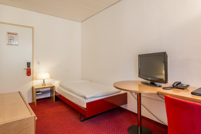 Bedroom 6