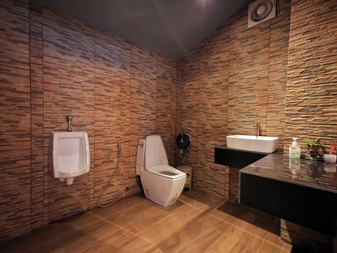 Bathroom 4, Hi Samui Hostel, Ko Samui