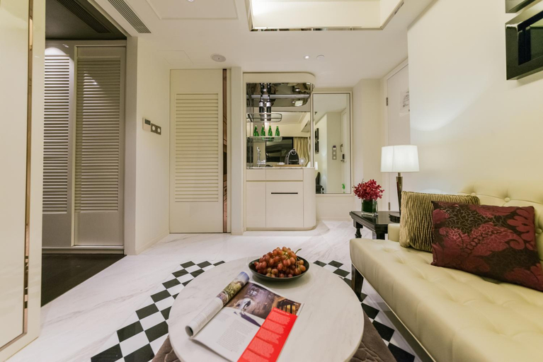 Dining Room 13
