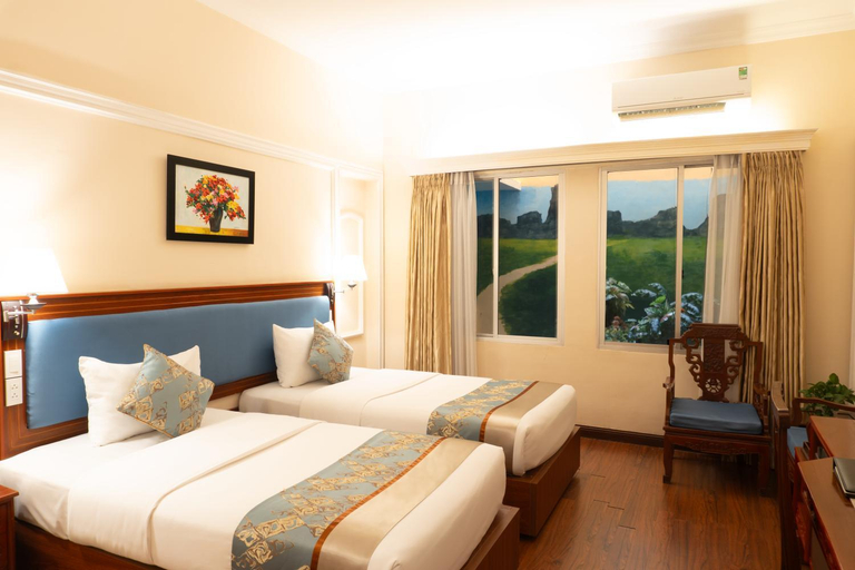 Bedroom 12