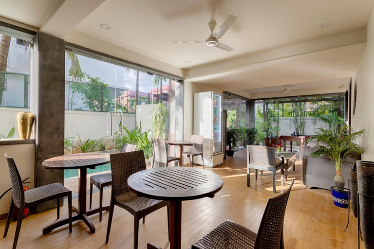 Food & Drinks 5, Riva Boutique Apartments, North Goa