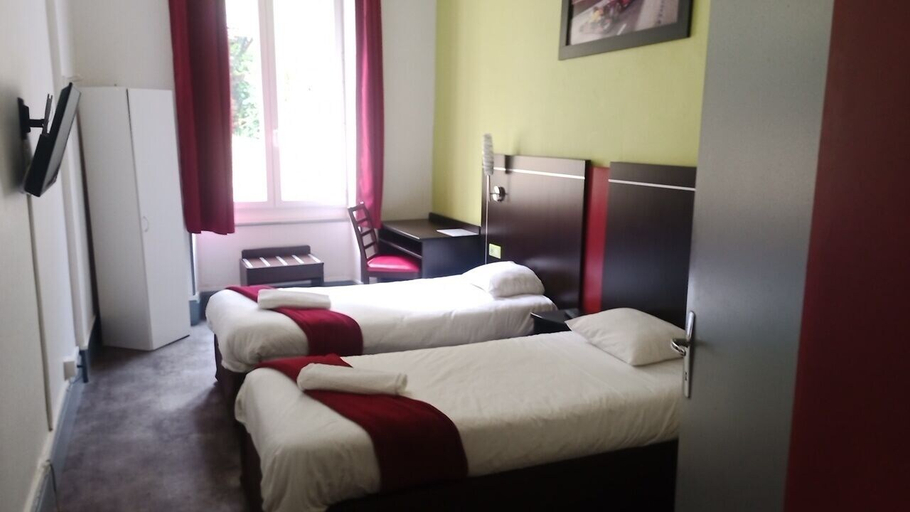 Bedroom 4, Enzo Hotels Contrexéville, Vosges