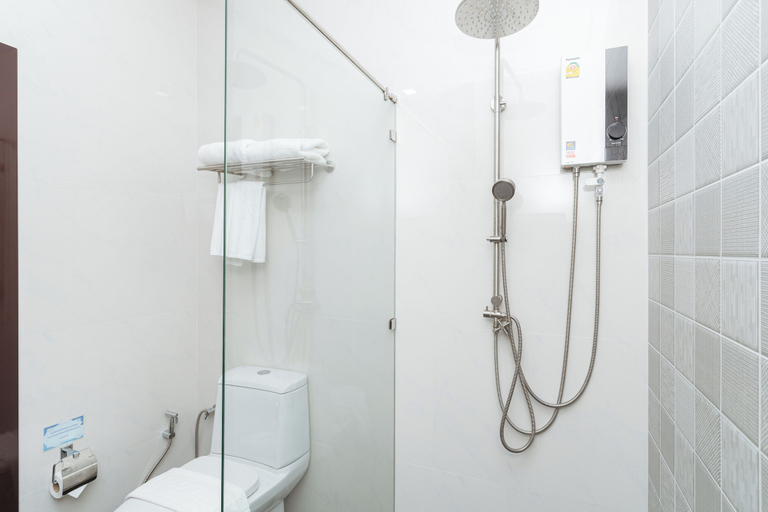 Bathroom 5, Sand & River Hotel, Sang Khom